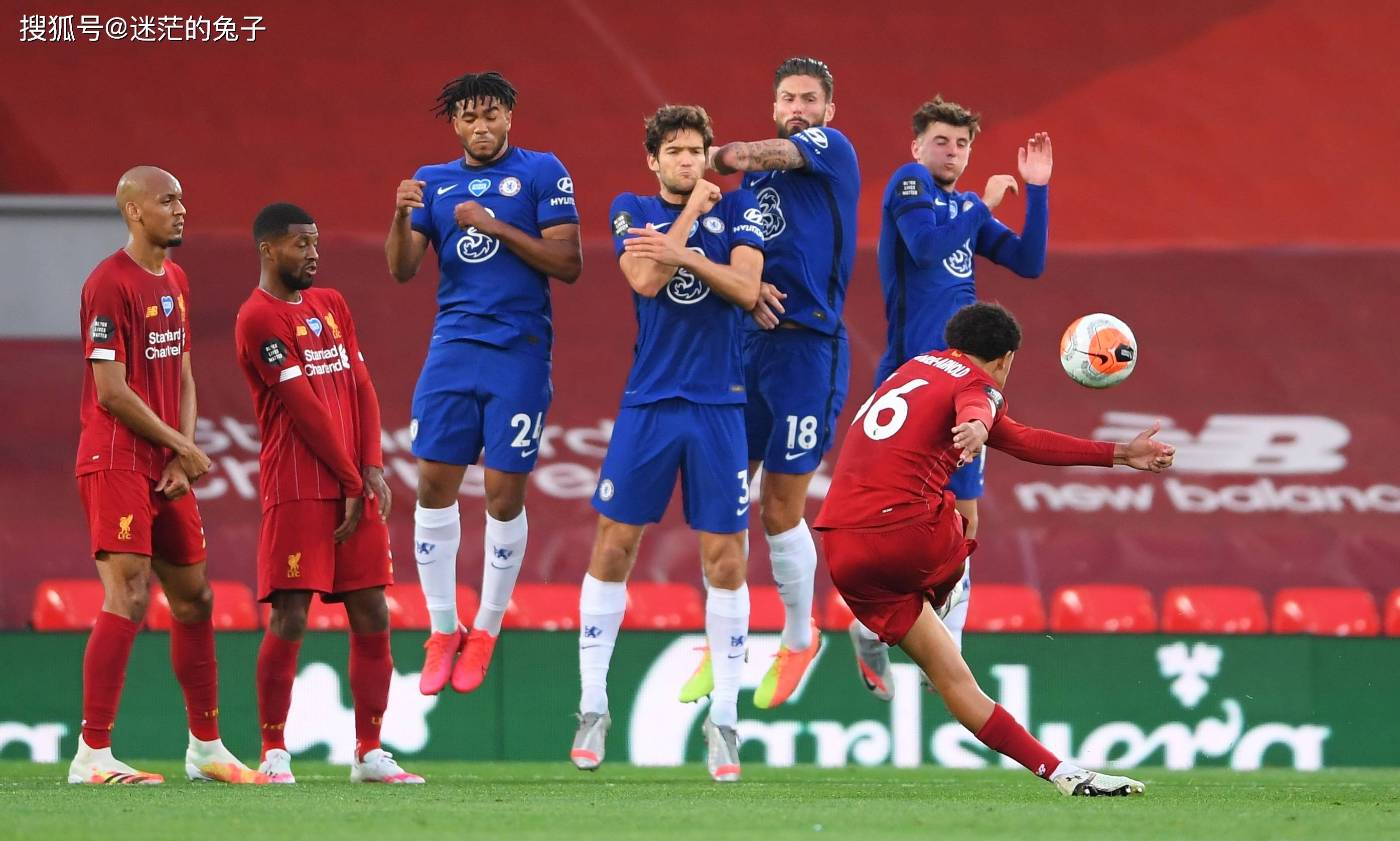 焦点大战:足球上演巅峰碰撞 焦点大战:足球上演巅峰碰撞