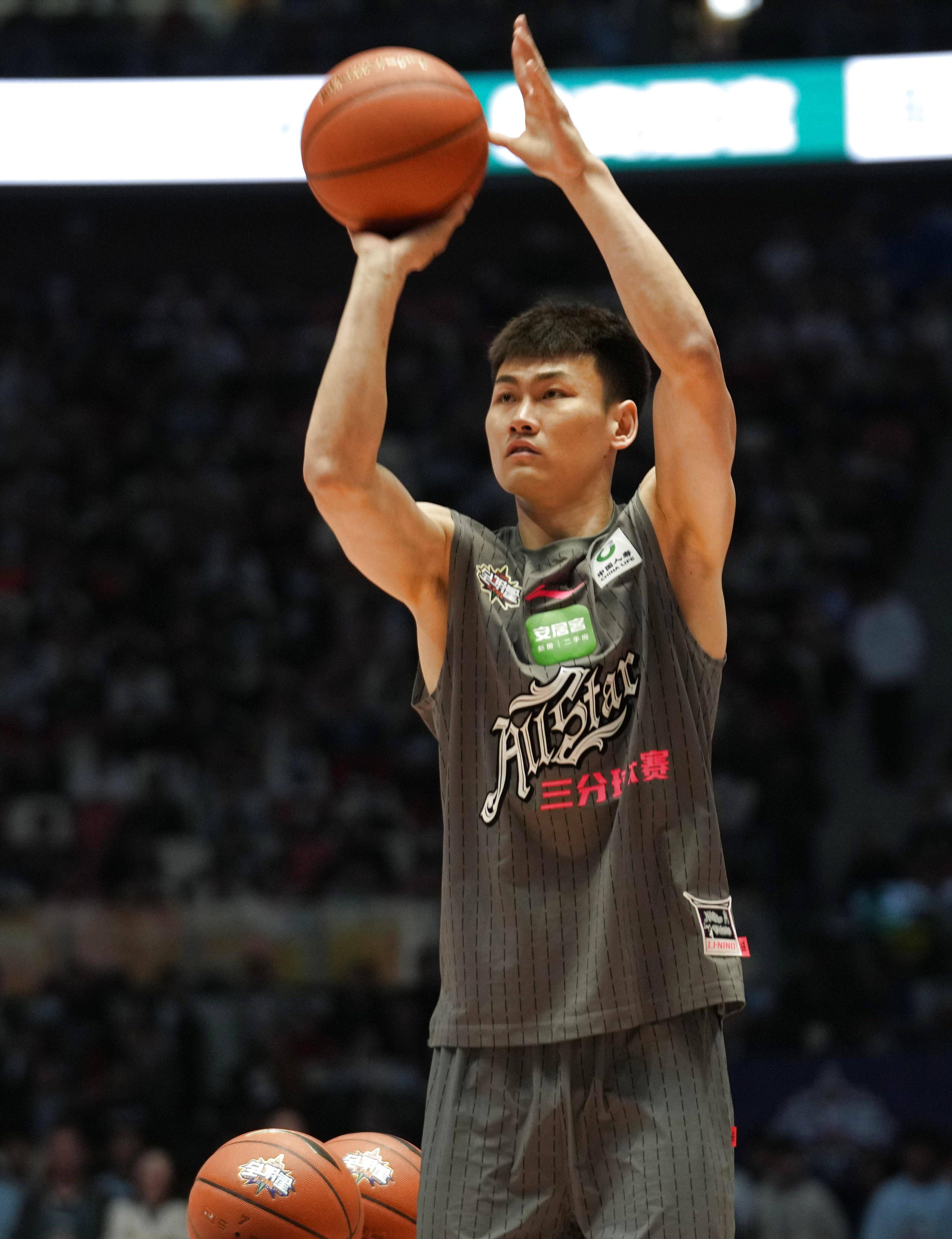 关于CBA选手发挥出色,荣膺最佳MVP的信息 关于CBA选手发挥出色,荣膺最佳MVP的信息