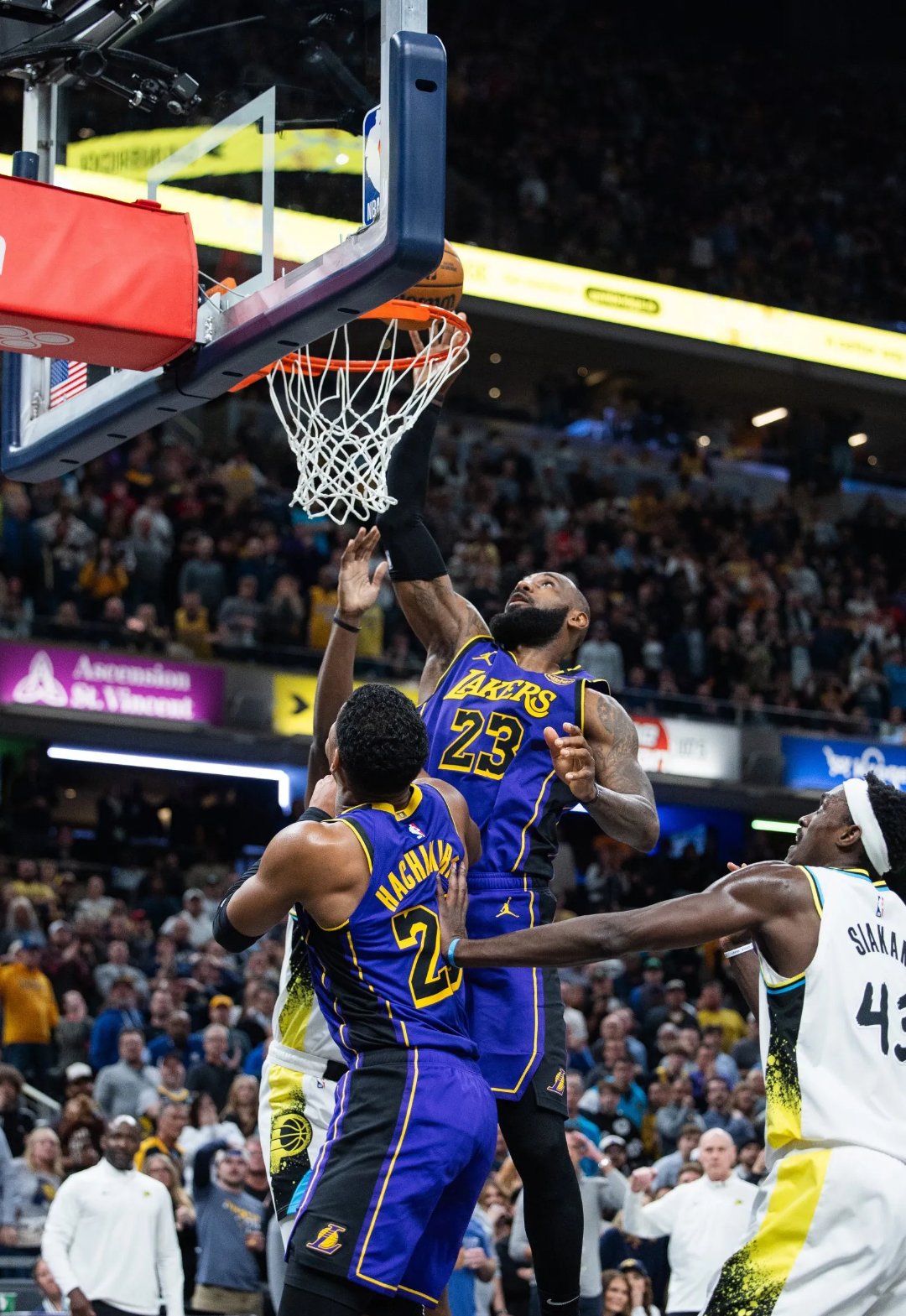 火箭碾压猛龙,东契奇统治全场 火箭碾压猛龙,东契奇统治全场