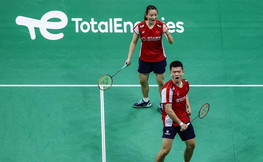 法国队力克日本队，郑思维状态火热