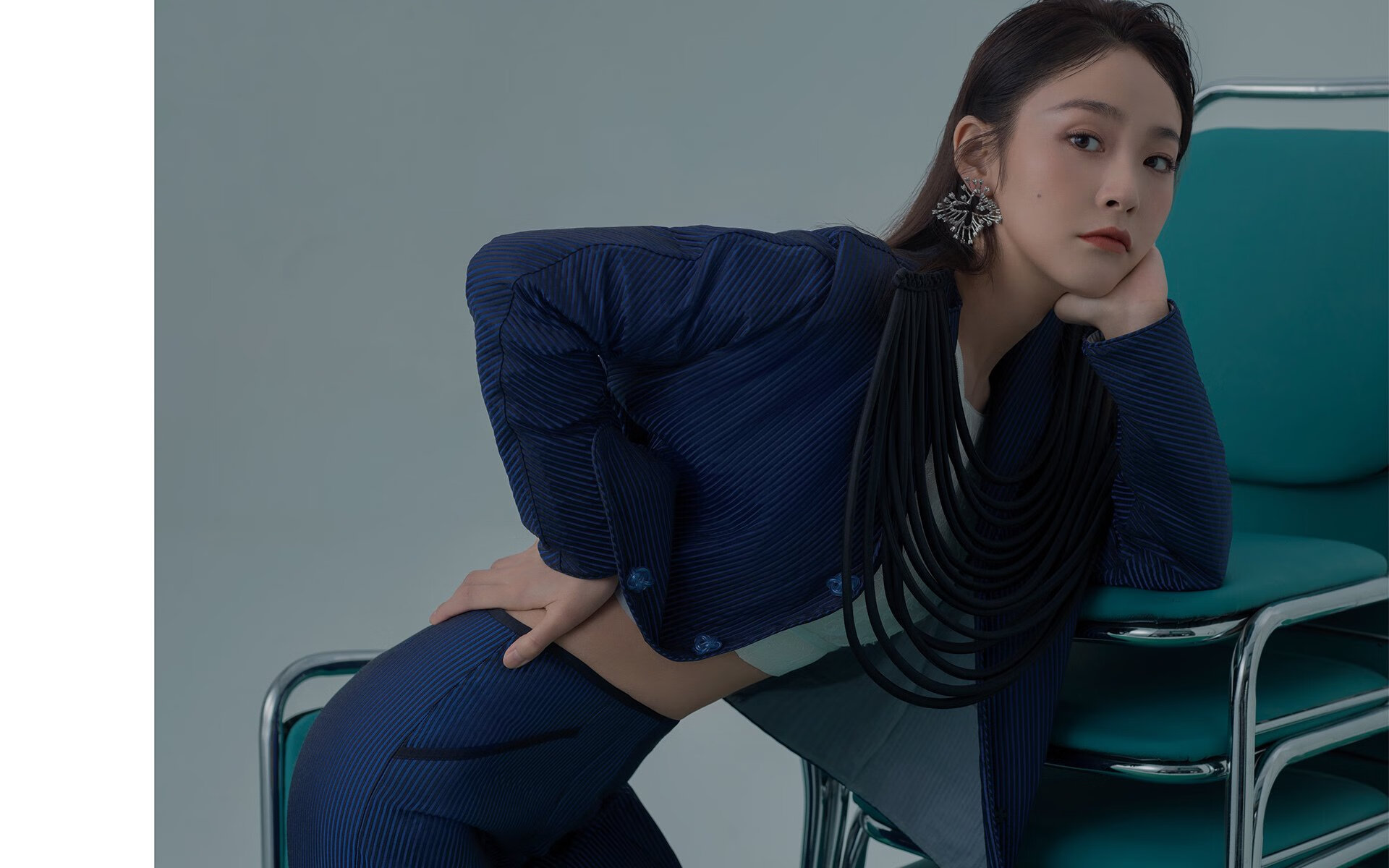 欧陆双星夜,里昂绝地逆转与意甲莱万的统治表演