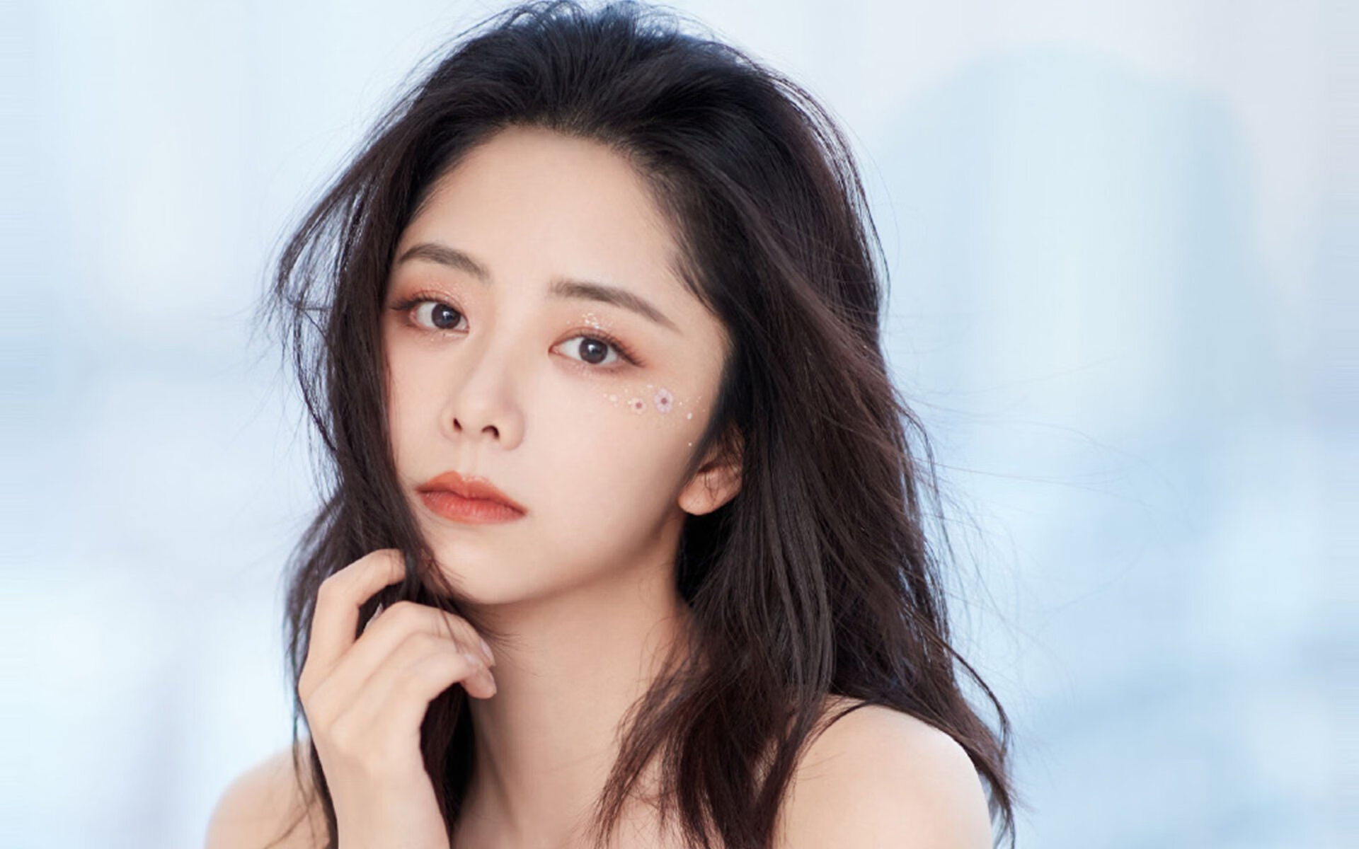 当勒布朗穿上拜仁球衣,德甲争冠夜,一场跨时空的精神对决