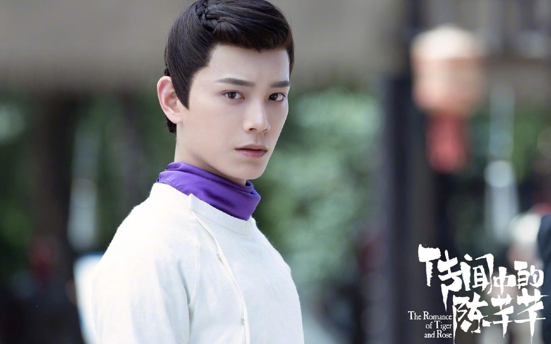 当雷霆撕裂王权，无名小卒贝恩如何成为王朝崩塌的见证者与缔造者？